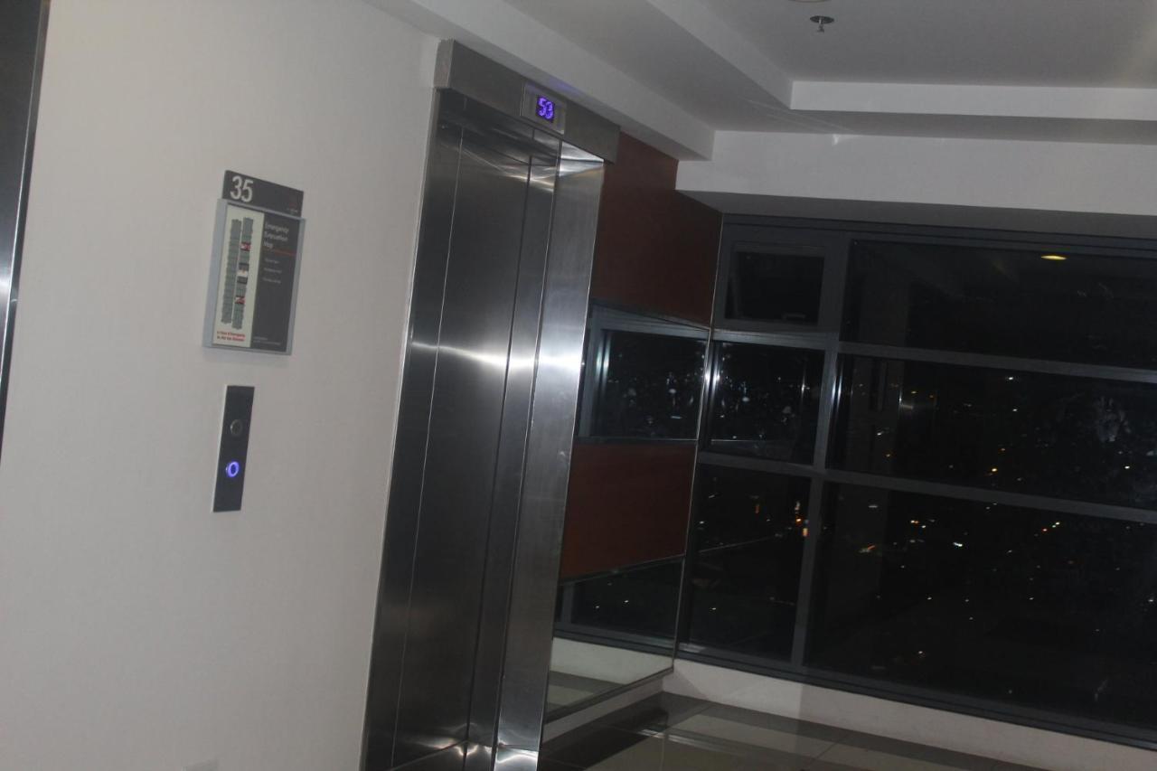 Horizon 101 A4 Near Robinson Mall Free Pool Wifi Cebu Buitenkant foto