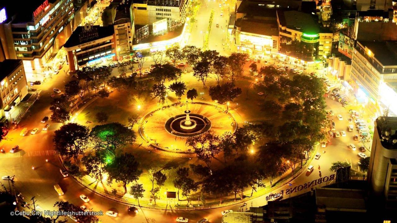 Horizon 101 A4 Near Robinson Mall Free Pool Wifi Cebu Buitenkant foto
