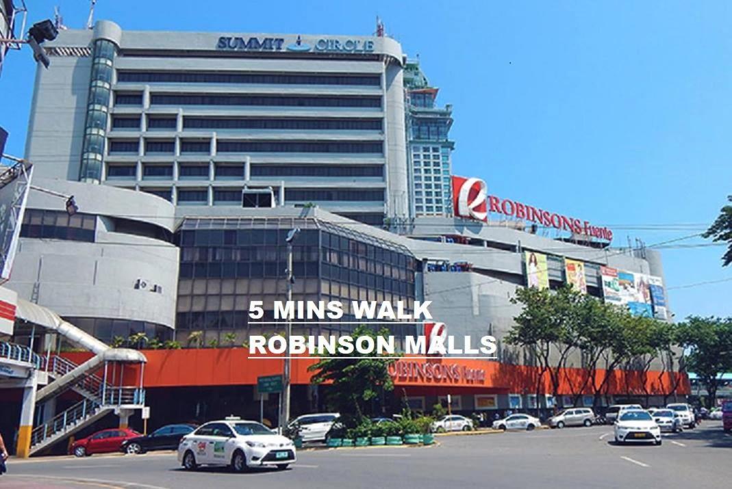Horizon 101 A4 Near Robinson Mall Free Pool Wifi Cebu Buitenkant foto